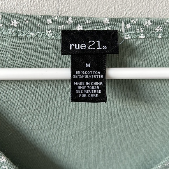 Rue21 cropped blouse - Picture 3 of 5